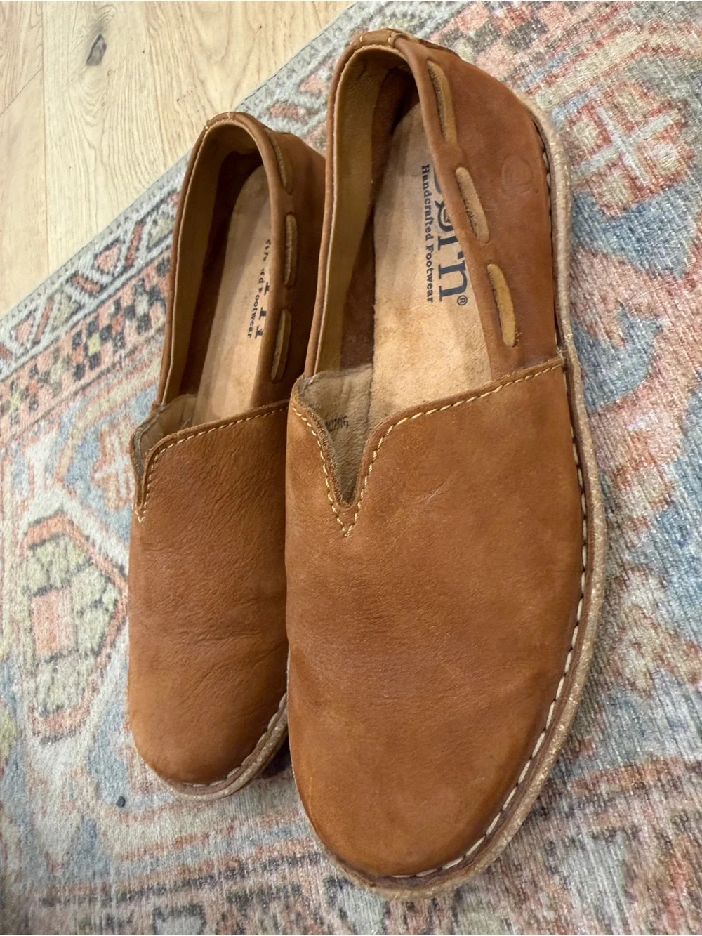 Born Naya slip-on Size 37